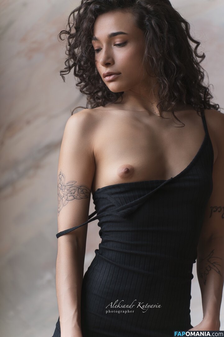 Lily Hayjes / Nikol Beylik / Wandaweb / nikolxxnikol / pronixyy Naken OnlyFans  Läckta Foto #895
