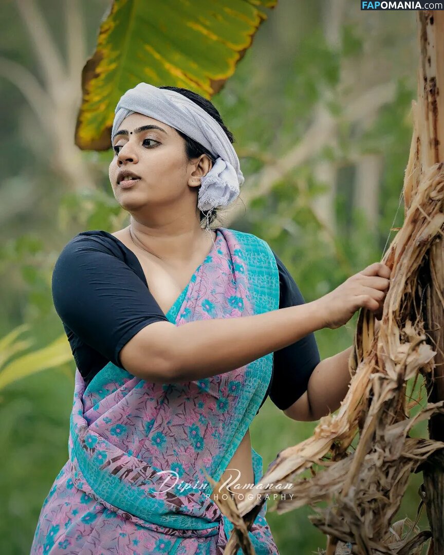 Nila Nambiar / Smera1695 / nilanambiar Naken OnlyFans  Läckta Foto #2