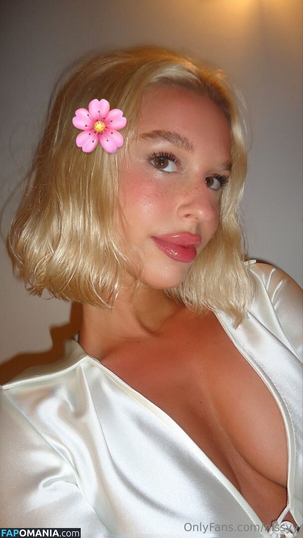 arisnsnn / hhiddengem / nissyy / thewhiskeymol Naken OnlyFans  Läckta Foto #4