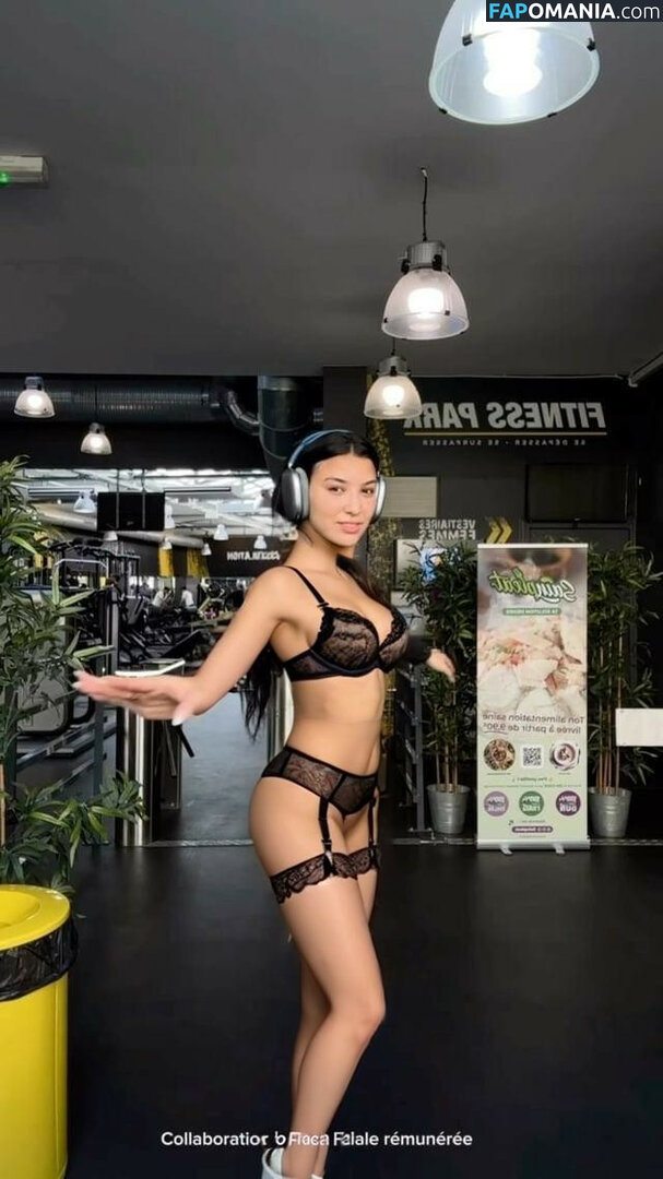Nourhene Hocini Naken OnlyFans  Läckta Foto #6