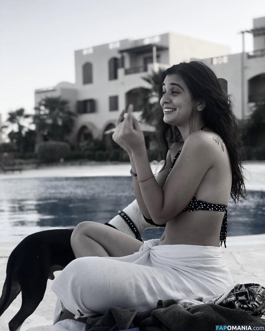 Nourine Abouseada / https: / nourineabouseada Naken OnlyFans  Läckta Foto #3