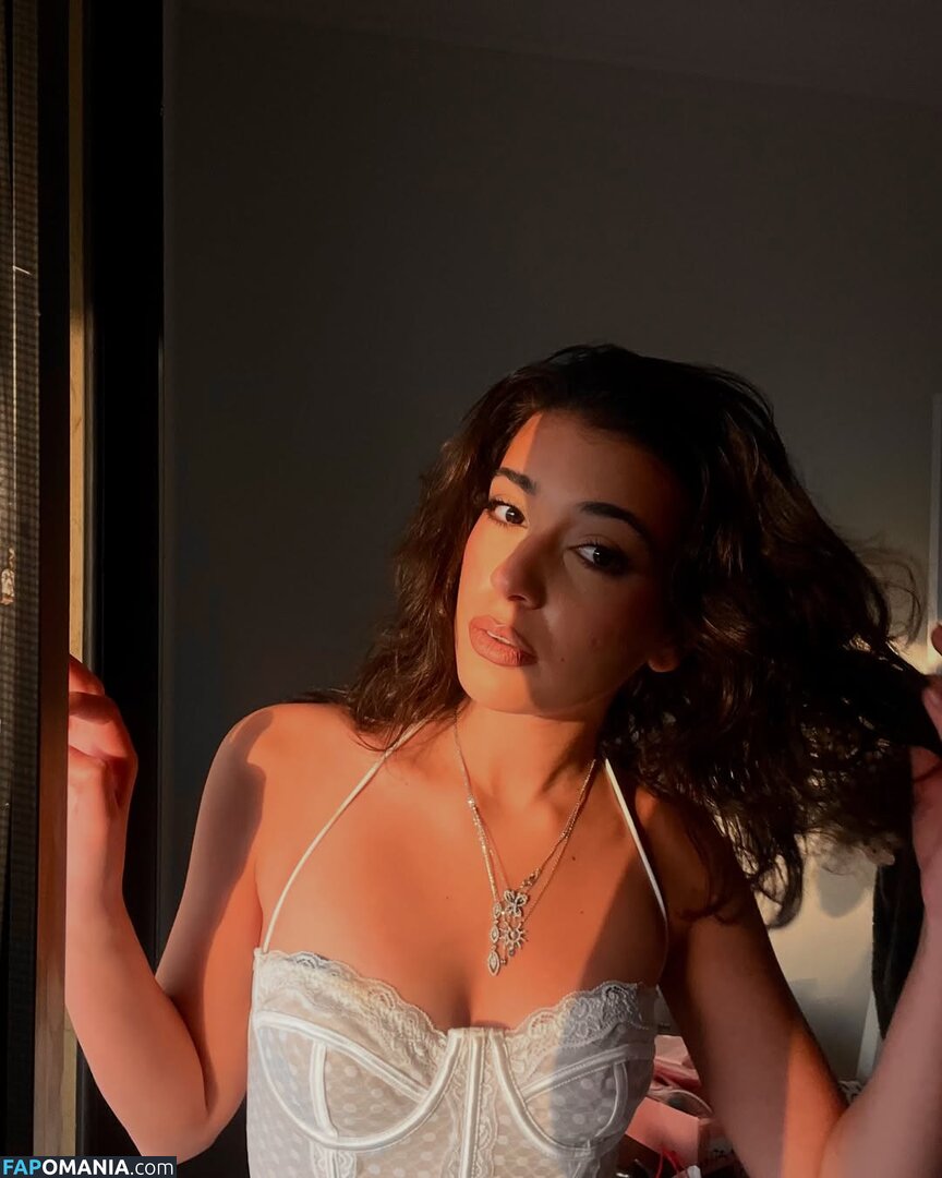 Nourine Abouseada / https: / nourineabouseada Naken OnlyFans  Läckta Foto #10