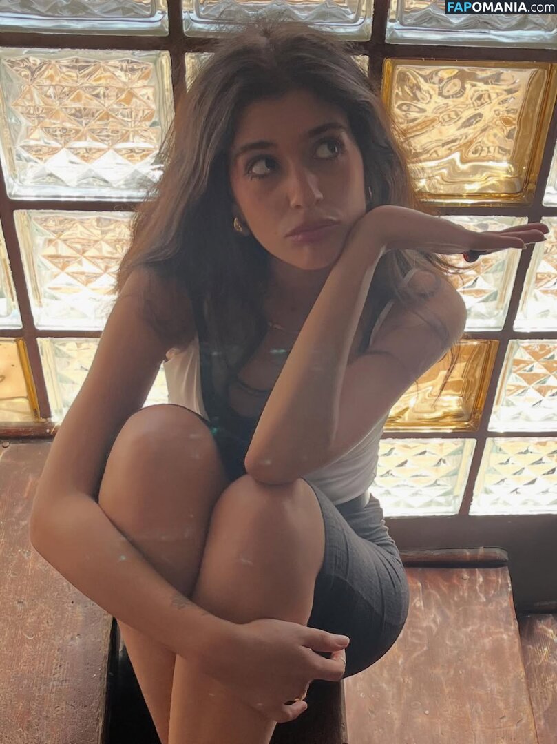 Nourine Abouseada / https: / nourineabouseada Naken OnlyFans  Läckta Foto #17