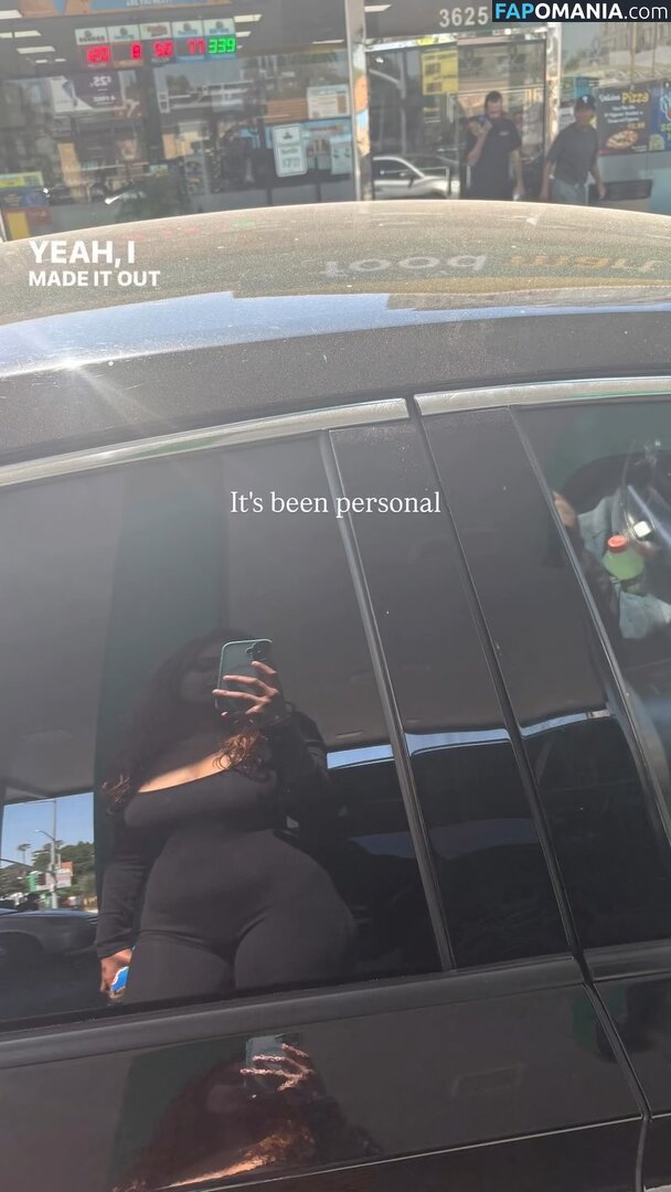 Numi Zarah / https: / numizarah / zarahgod Naken OnlyFans  Läckta Foto #28
