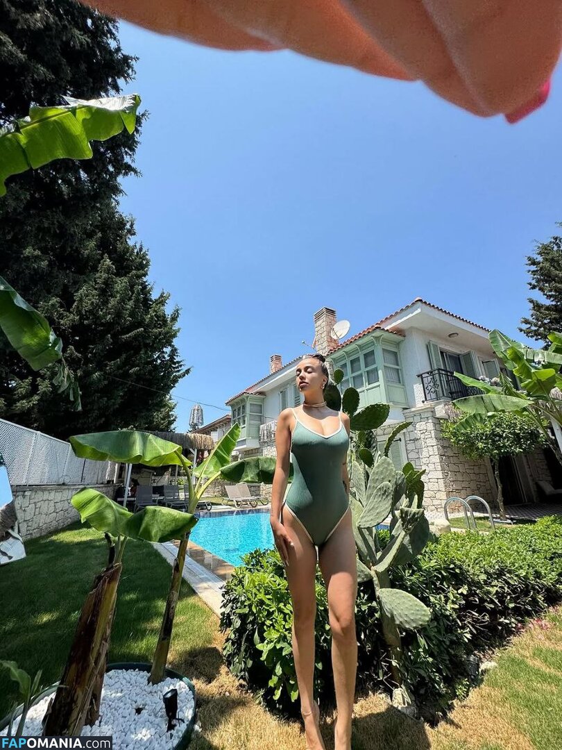 Nurseli Aksoy / https: / punknurseli Naken OnlyFans  Läckta Foto #19