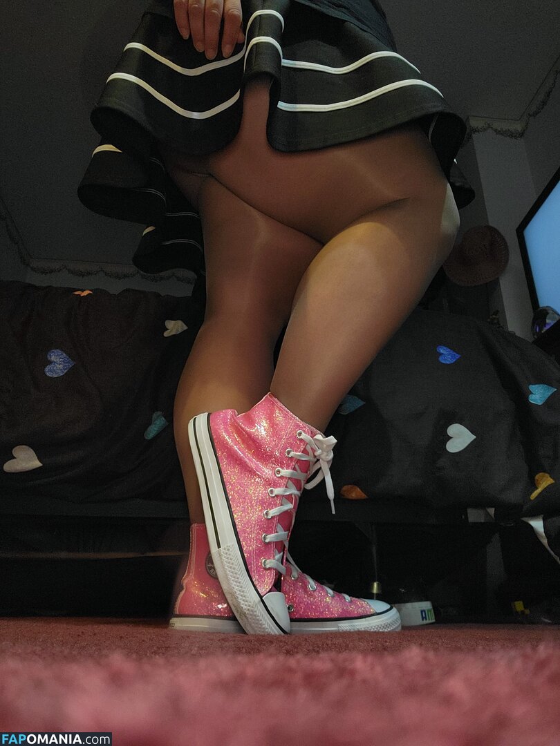 Nylonsandsocks / nylon_and_socks Naken OnlyFans  Läckta Foto #2