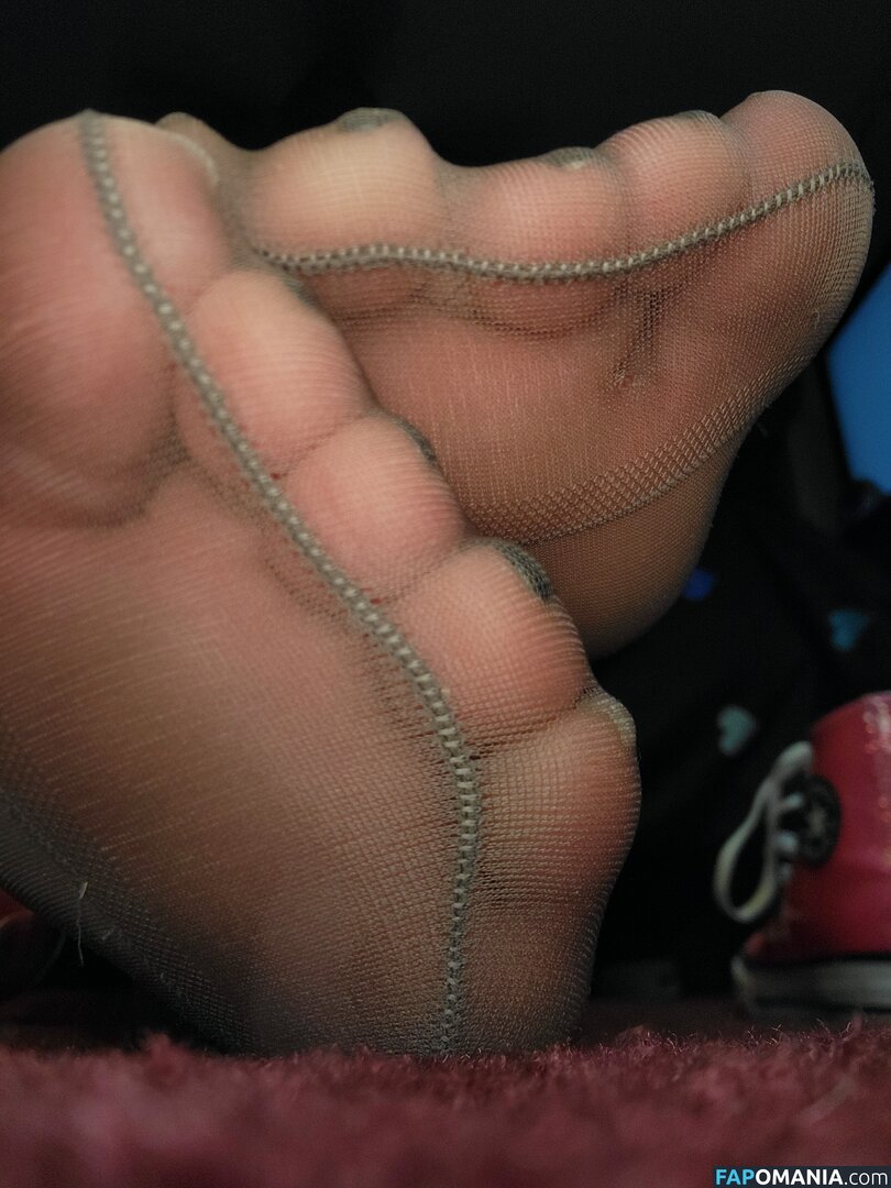 Nylonsandsocks / nylon_and_socks Naken OnlyFans  Läckta Foto #9