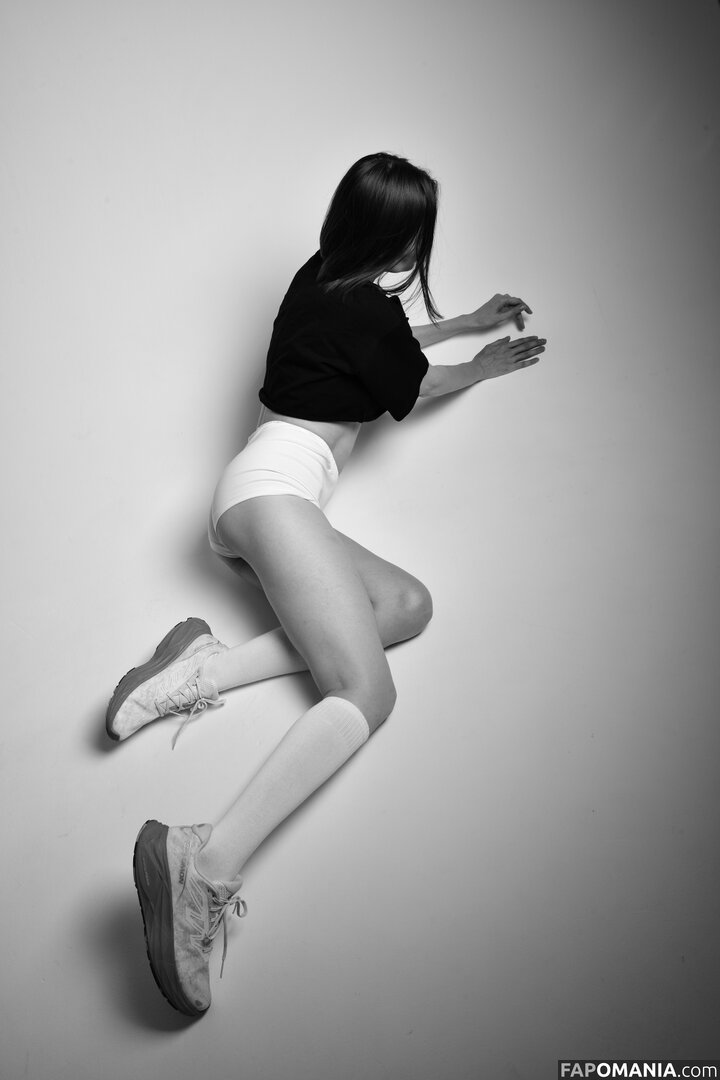 Anna Kosik / Nyuukke / quukske Naken OnlyFans  Läckta Foto #4