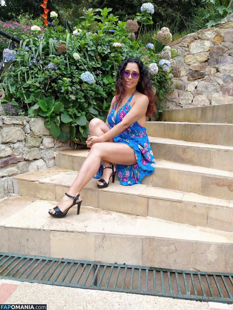 Officefacil / Vivi Becerra / vivi.v / vivi_officefacil / vivib0808 Naken OnlyFans  Läckta Foto #131