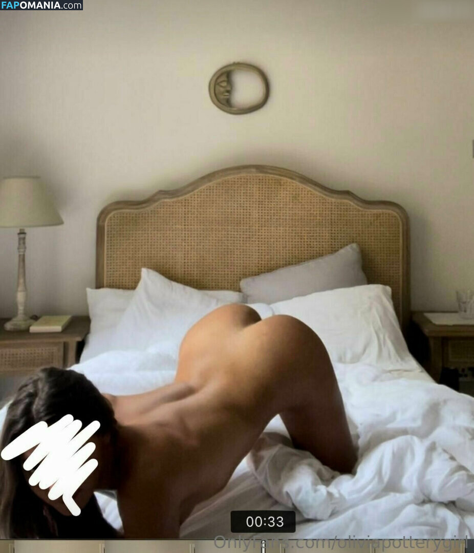 Olivia Webb / Potterygirl / oliviahamerwebb / oliviapotterygirl Naken OnlyFans  Läckta Foto #8