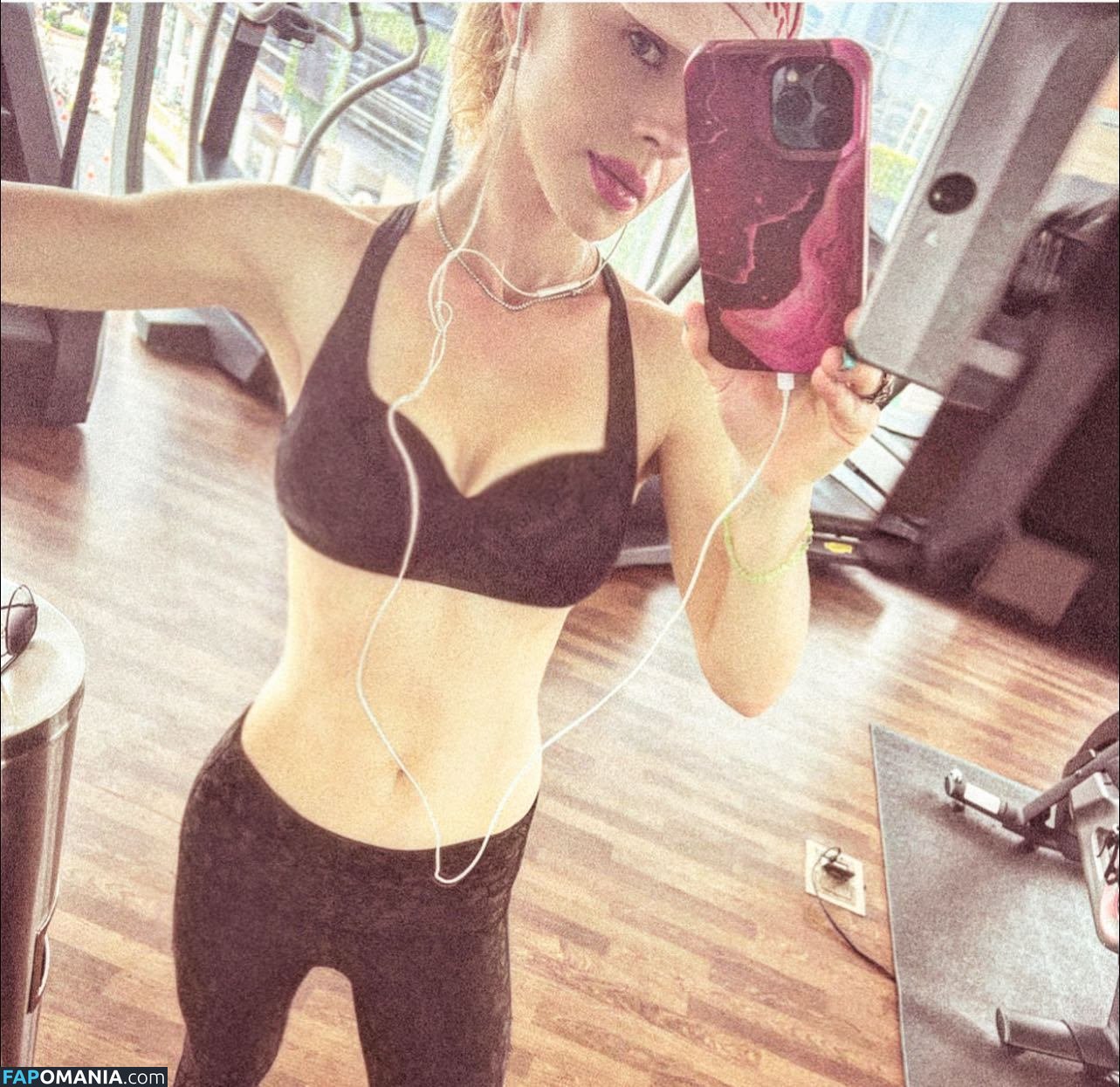 Orianthi / iamorianthi Naken OnlyFans  Läckta Foto #8