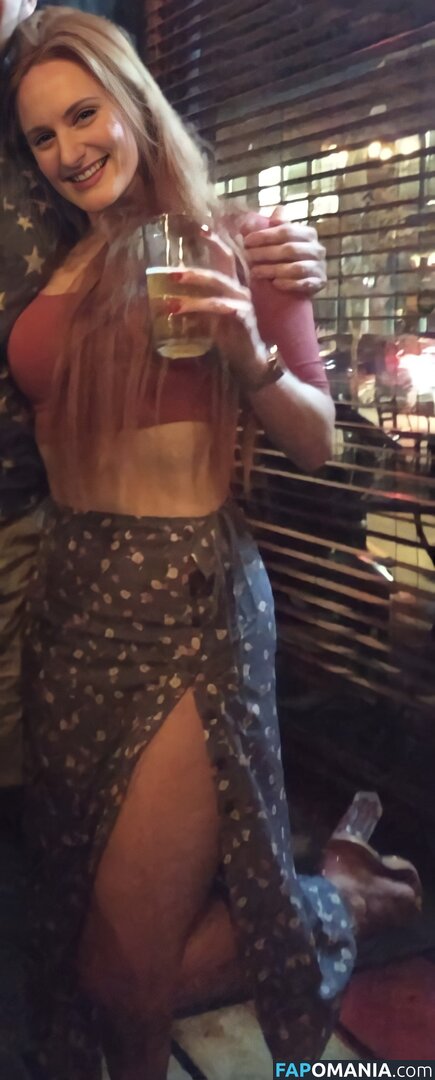 Paige Boivin / PeachSaliva / The Mustard Goblin Queen / cindyboivin Naken OnlyFans  Läckta Foto #9
