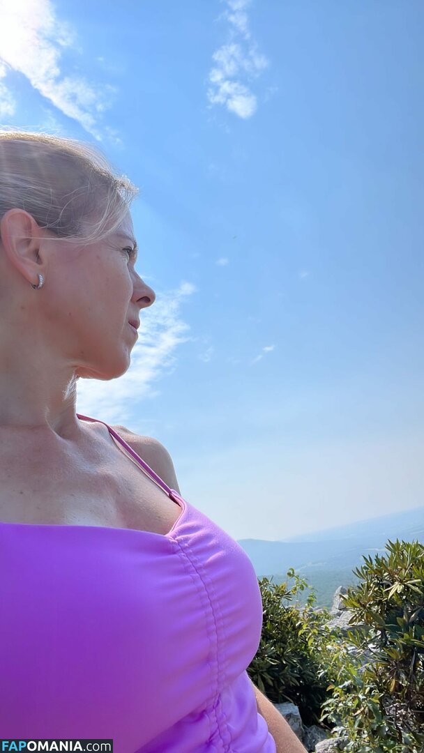 Peacefulfit / melissaluvsu Naken OnlyFans  Läckta Foto #18