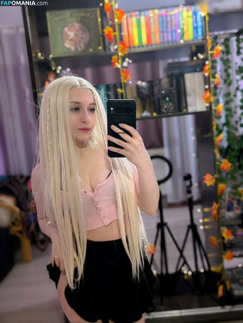 PetiteFeline / petitefelinespicy Naken OnlyFans  Läckta Foto #2