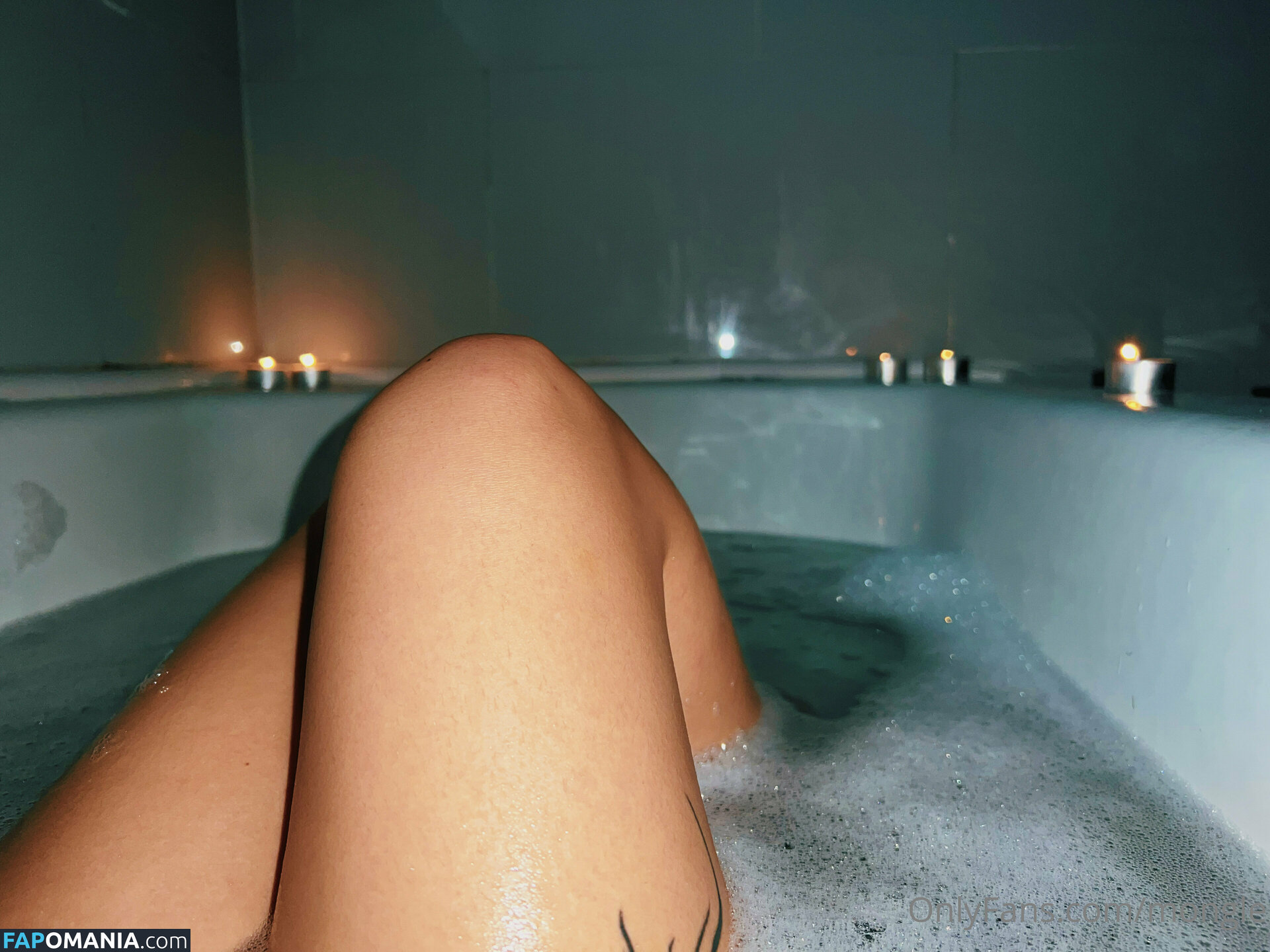 petitemandie / petitemongle Naken OnlyFans  Läckta Foto #8