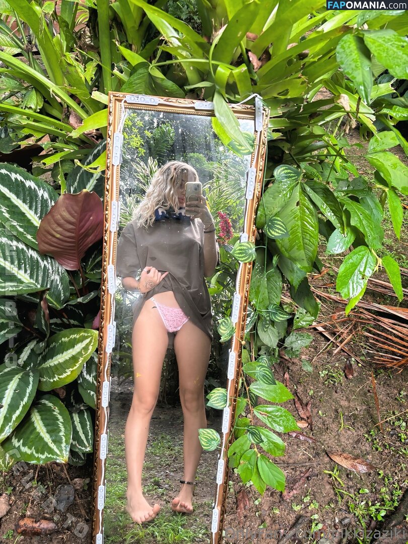 Pikkizaziki Naken OnlyFans  Läckta Foto #16