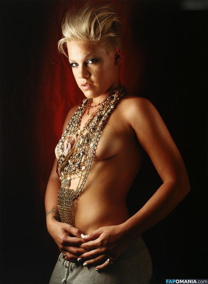 Alecia Beth Moore / Pink Naken OnlyFans  Läckta Foto #40