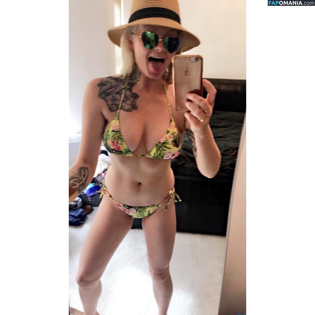 Darts / Polly James / pollyjames Naken OnlyFans  Läckta Foto #20