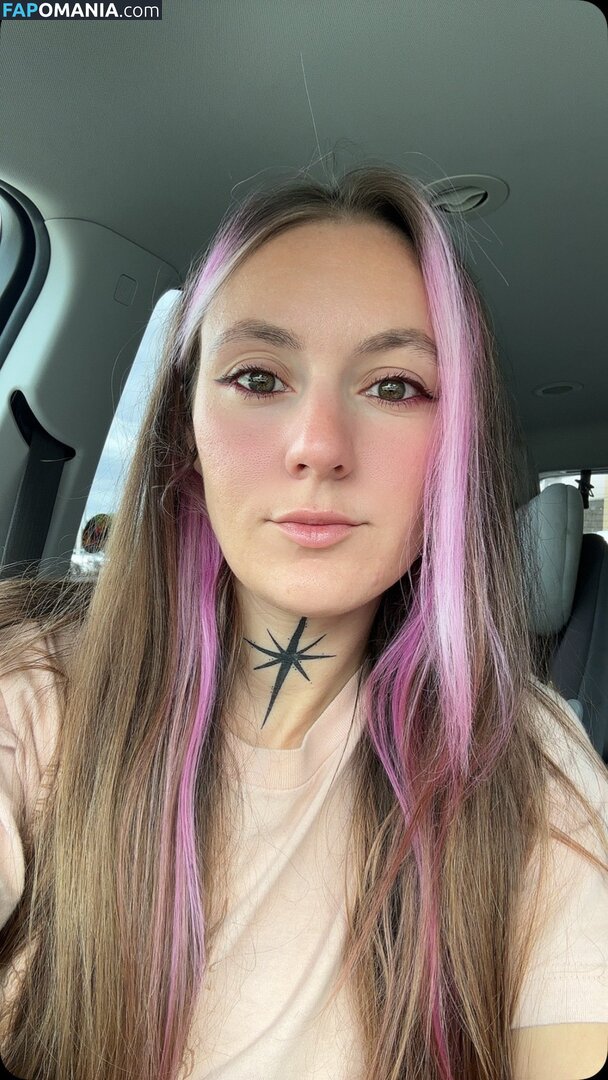 Poppy Quinn / PoppyQuinnn / https: / poppyquinn33 / the.poppy.quinn Naken OnlyFans  Läckta Foto #5