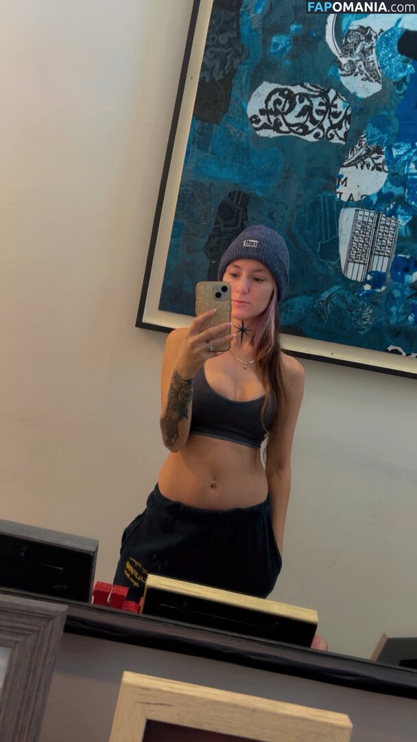 Poppy Quinn / PoppyQuinnn / https: / poppyquinn33 / the.poppy.quinn Naken OnlyFans  Läckta Foto #7