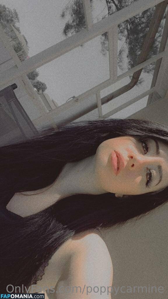 impoppy / poppycarmine Naken OnlyFans  Läckta Foto #10