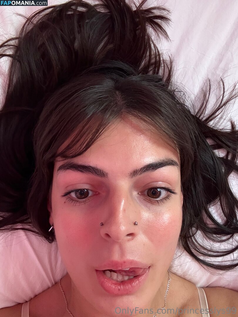 princesslys99 / princesslyss99 Naken OnlyFans  Läckta Foto #12