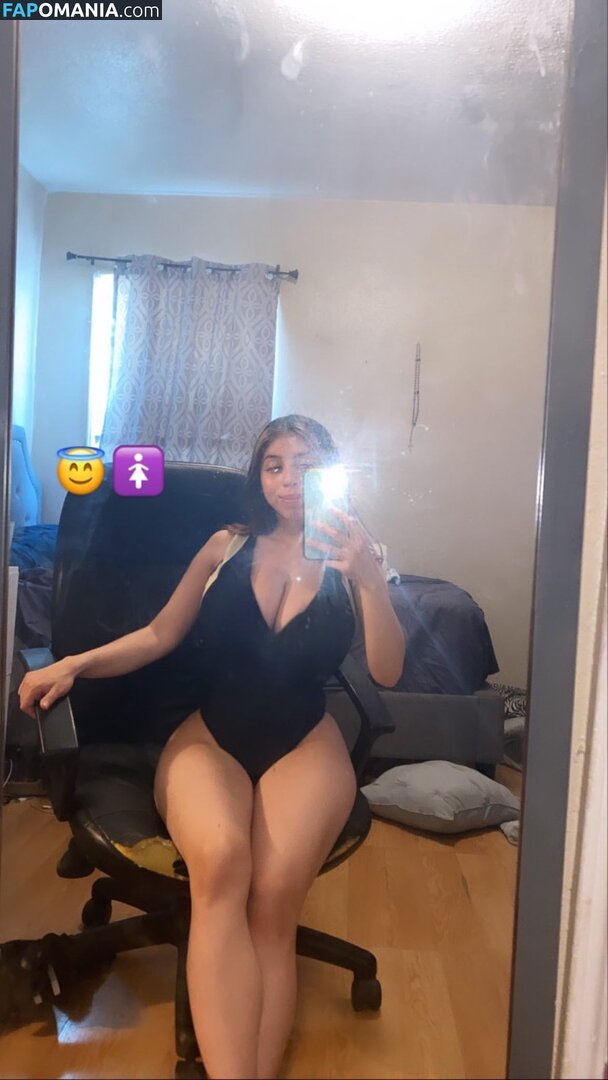 babyemilyver / princessemily / princesssaaemily Naken OnlyFans  Läckta Foto #8