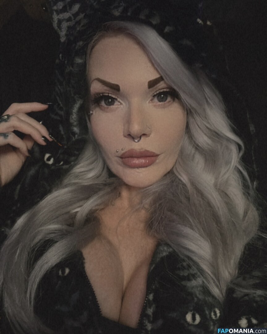 Pure.horror Naken OnlyFans  Läckta Foto #1