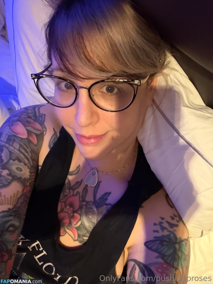 PushingUpRoses / https: / pushinuproses Naken OnlyFans  Läckta Foto #360