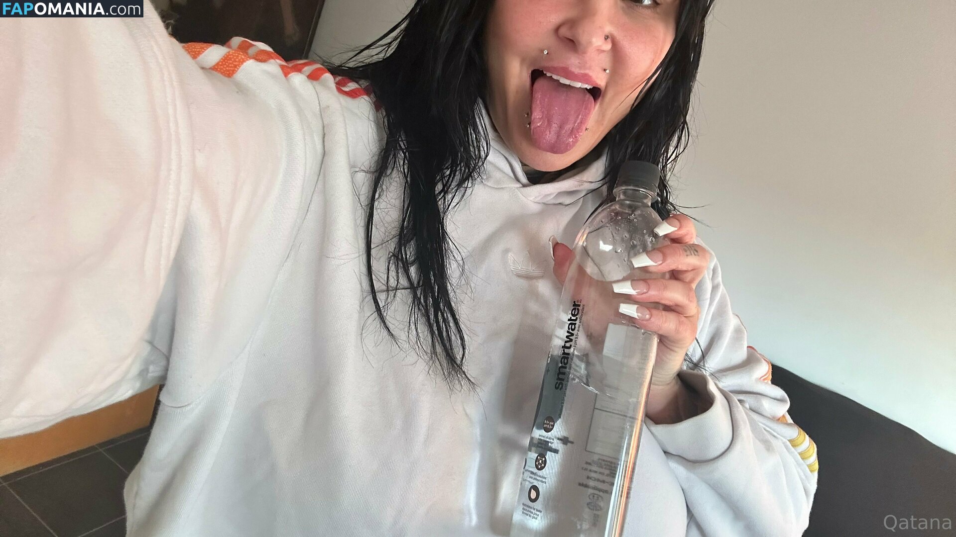 flykarmabird / karma bird / karma syn / karmabirdfly / qatana / qatanabe Naken OnlyFans  Läckta Foto #2