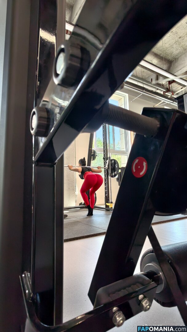 qiaoniutttt / 俏妞qiaoniuTT , 俏妞qiaoniu , qiaoniuTT , qiaoniu Naken OnlyFans  Läckta Foto #2