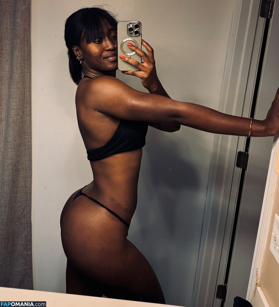 Queen Aminata / Queenaminata / amisylle / amisylle - AEW Naken OnlyFans  Läckta Foto #9