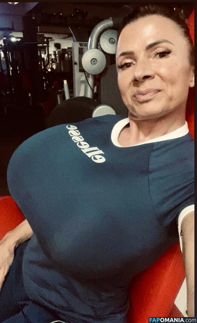 QueenMuscleBoobs Naken OnlyFans  Läckta Foto #12