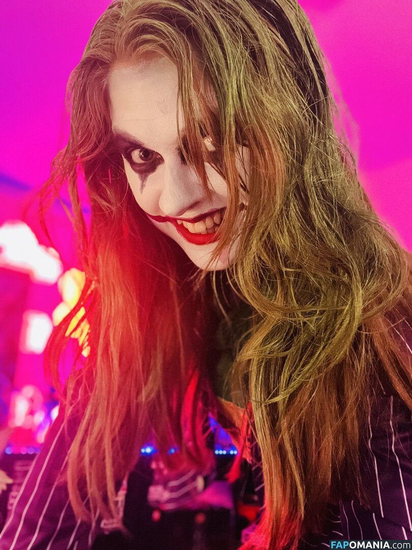 r3dxvelvet Naken OnlyFans  Läckta Foto #2
