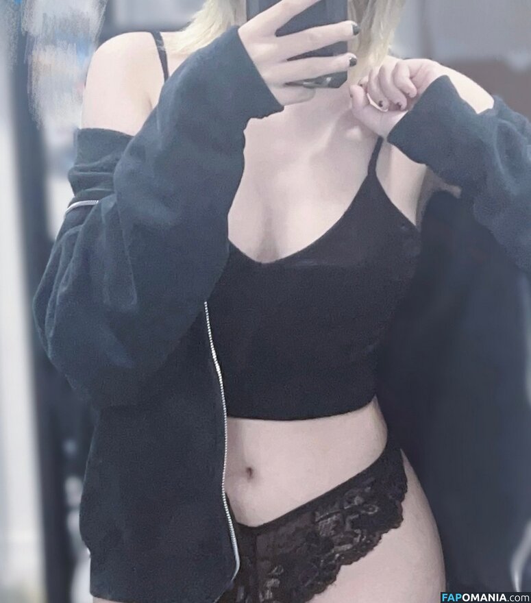 cw / https: / rabbit_poem / rabbitpoem Naken OnlyFans  Läckta Foto #6