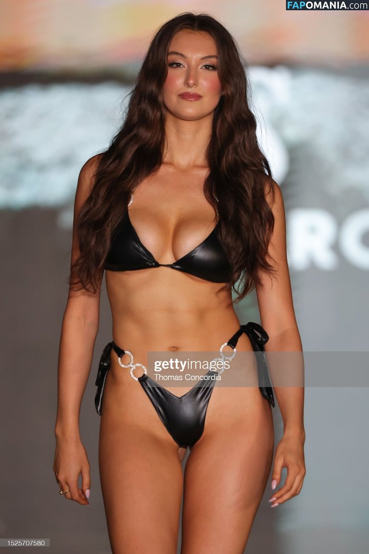 Beautyandbrainswithatwist / Rachel Michelle / rachellemichelle Naken OnlyFans  Läckta Foto #95