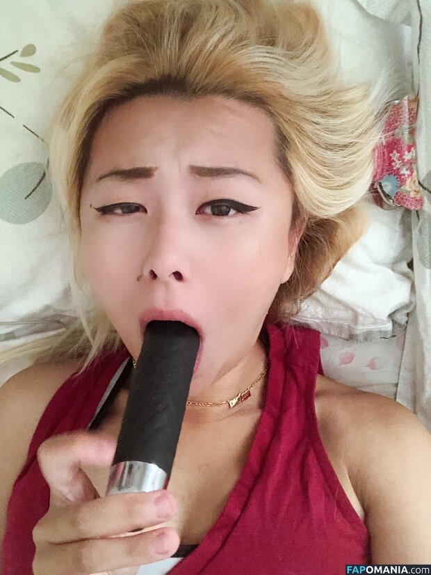 OmgItzRaina / Raina Huang / RainaisCrazy Naken OnlyFans  Läckta Foto #19