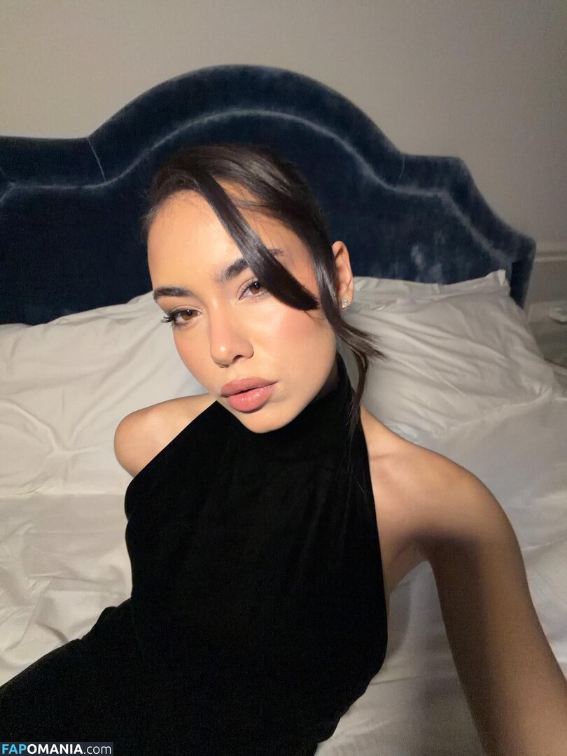Rebecca Parziale / rebecca.parziale Naken OnlyFans  Läckta Foto #2