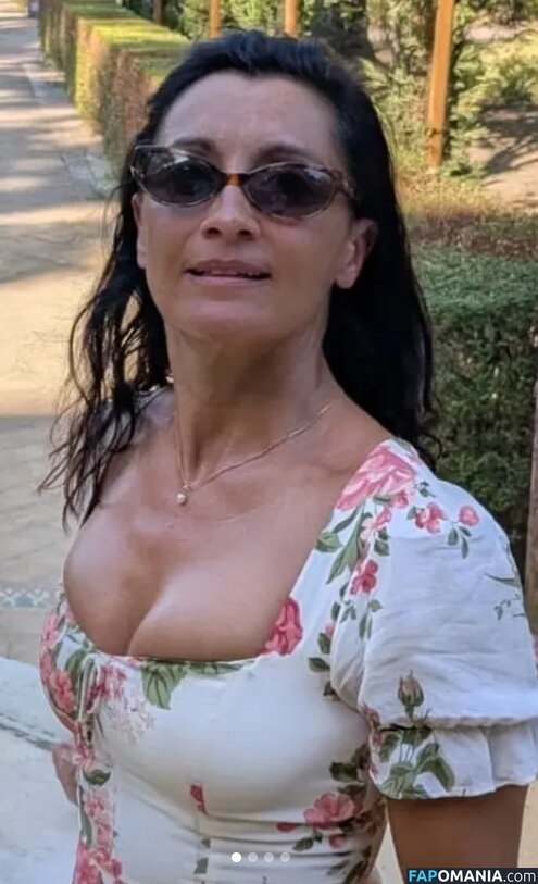 Rebecca Sarker Naken OnlyFans  Läckta Foto #1