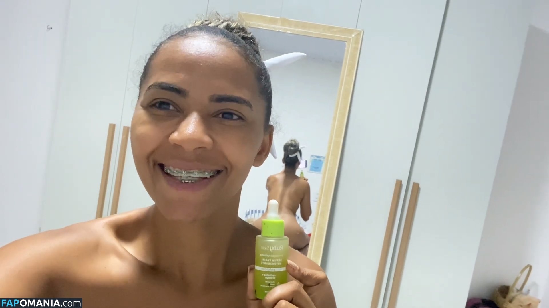 Renata Souza / Rezinha Youtuber / renataoficial1 / rezinhaexcluxivo Naken OnlyFans  Läckta Foto #1