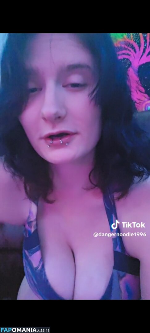 MadisonRayne / Reyne Madison / bravo_team_siren / https: Naken OnlyFans  Läckta Foto #2