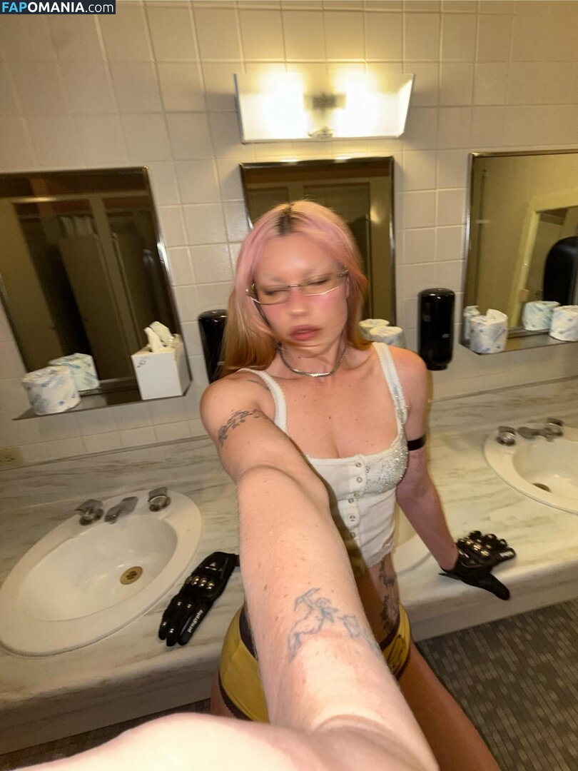 Rhian Teasdale / rhianteasdale Naken OnlyFans  Läckta Foto #1