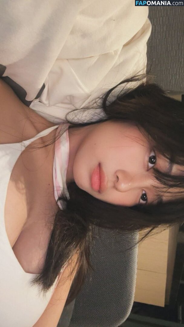 https: / notriissaaa / risaatjan Naken OnlyFans  Läckta Foto #12