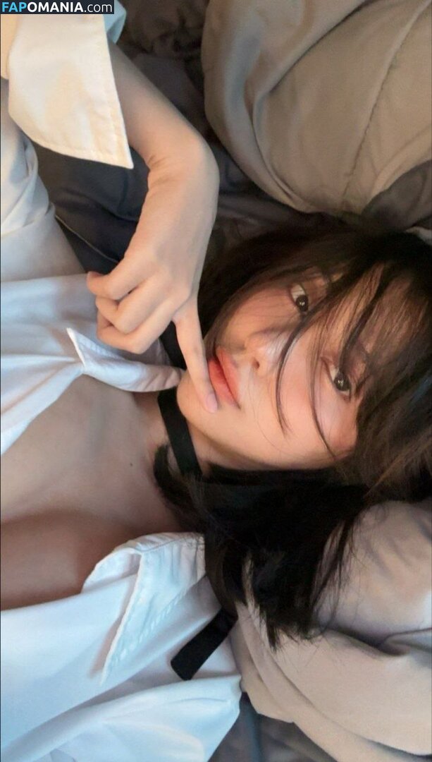 https: / notriissaaa / risaatjan Naken OnlyFans  Läckta Foto #14