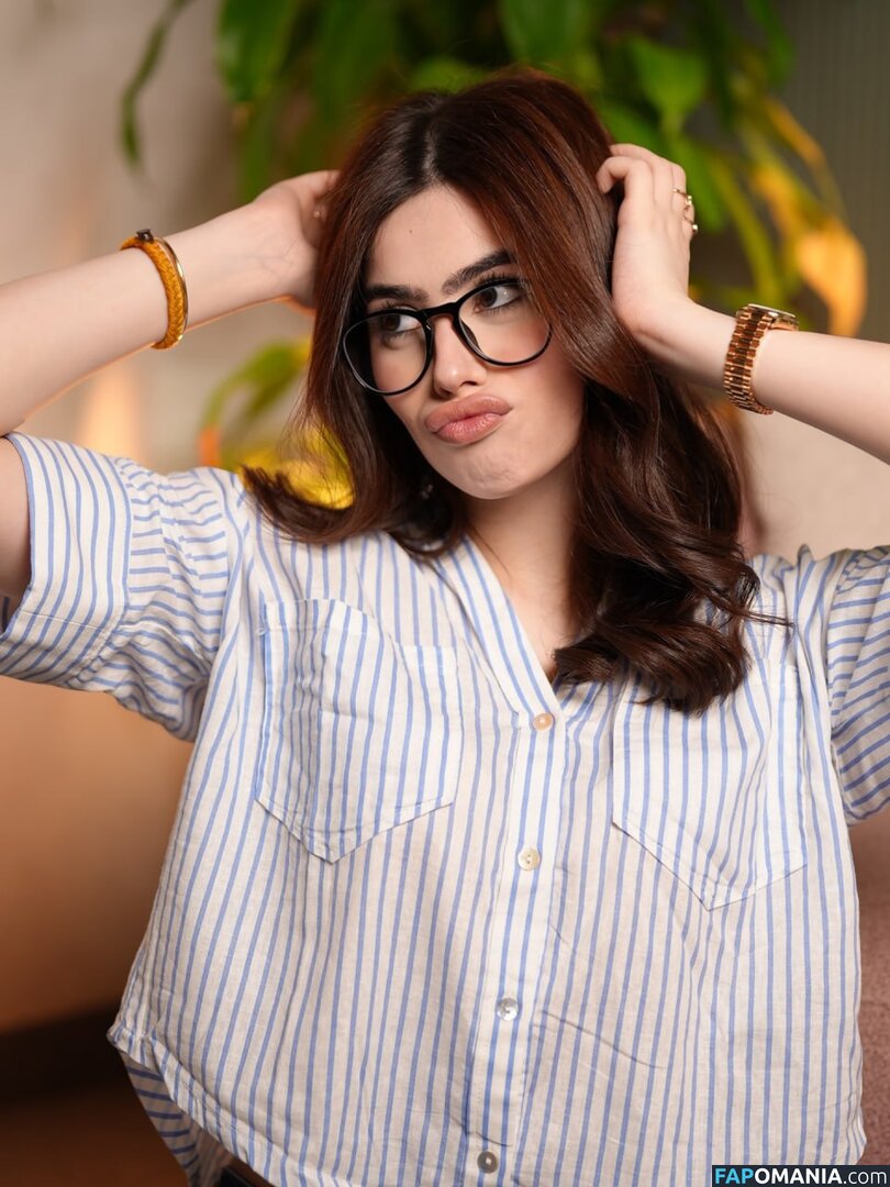 Riva Arora / https: / riva.arora.1 / riva.aroraofficial / rivarora_ Naken OnlyFans  Läckta Foto #10