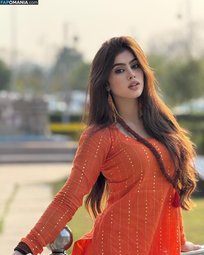 Riva Arora / https: / riva.arora.1 / riva.aroraofficial / rivarora_ Naken OnlyFans  Läckta Foto #18