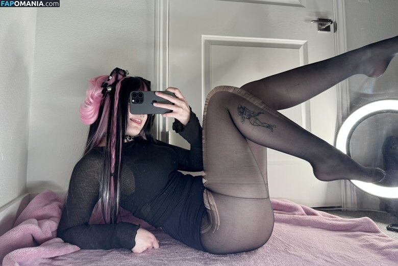 Robotzngutz / nutonmybangz Naken OnlyFans  Läckta Foto #8