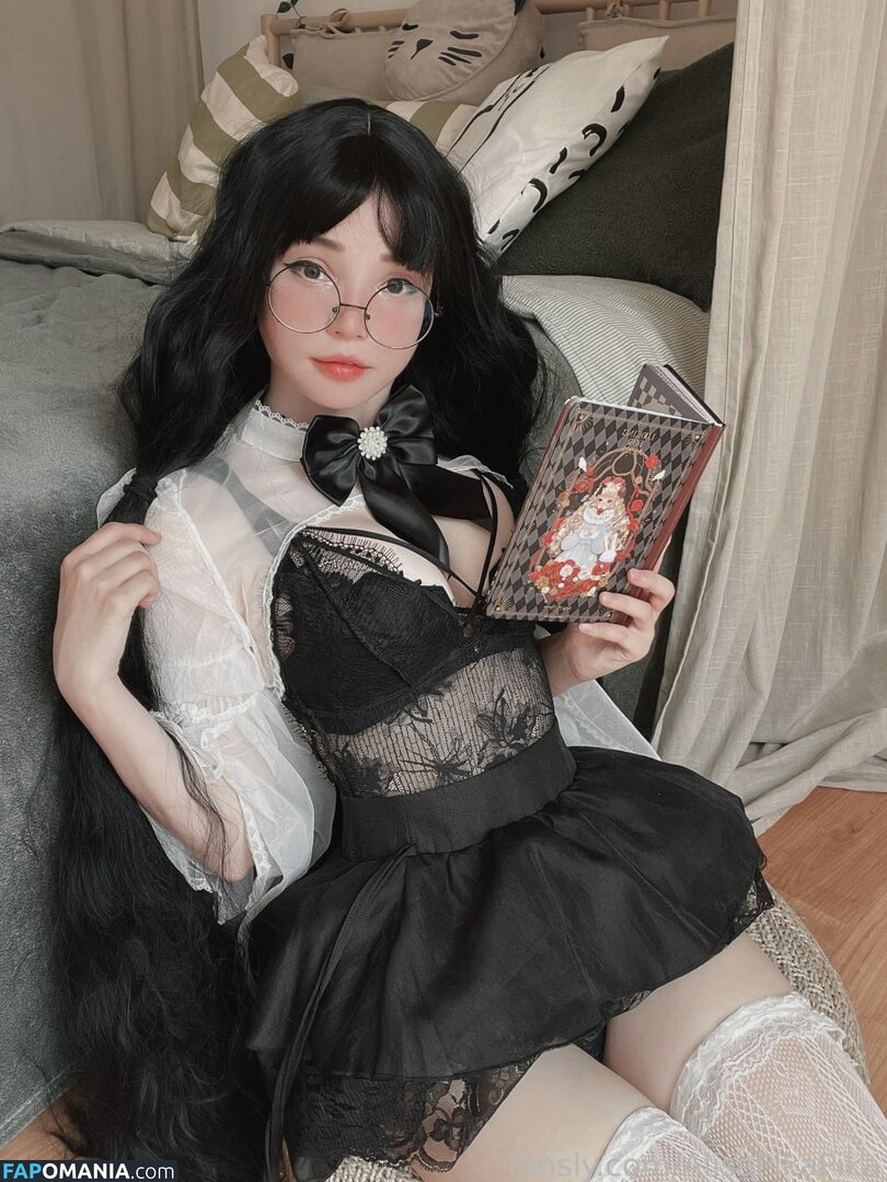 Alisa Bishop / AlisaPikaPika / Rocksy Light / https: / rocksylight Naken OnlyFans  Läckta Foto #602