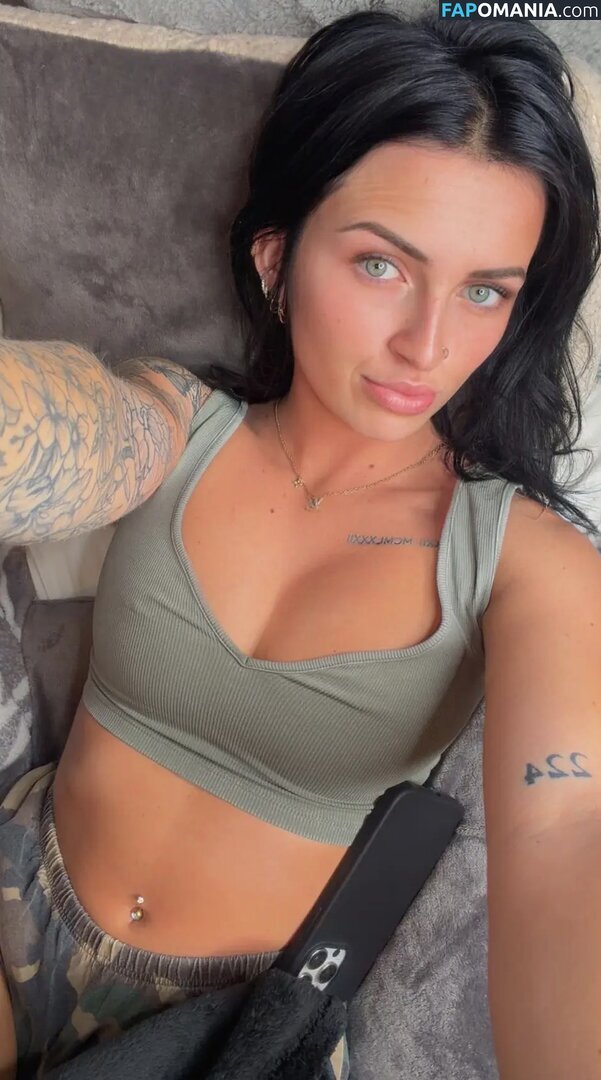 Petitetattedplati / Ronika Eskins / ronika_eskins Naken OnlyFans  Läckta Foto #41