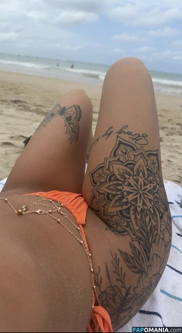 Petitetattedplati / Ronika Eskins / ronika_eskins Naken OnlyFans  Läckta Foto #114